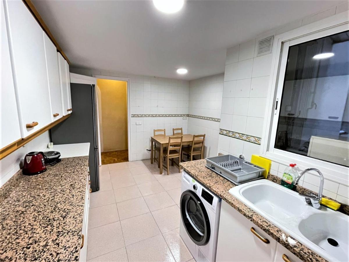 Villarroel Habitaciones Барселона Екстер'єр фото