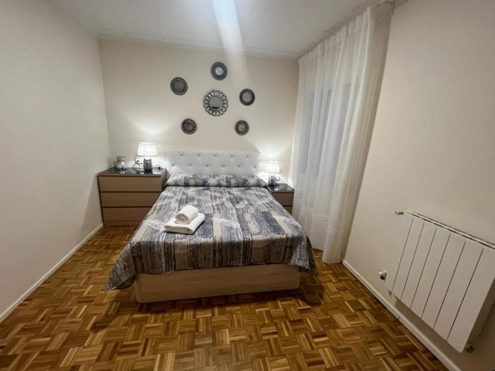 Villarroel Habitaciones Барселона Екстер'єр фото
