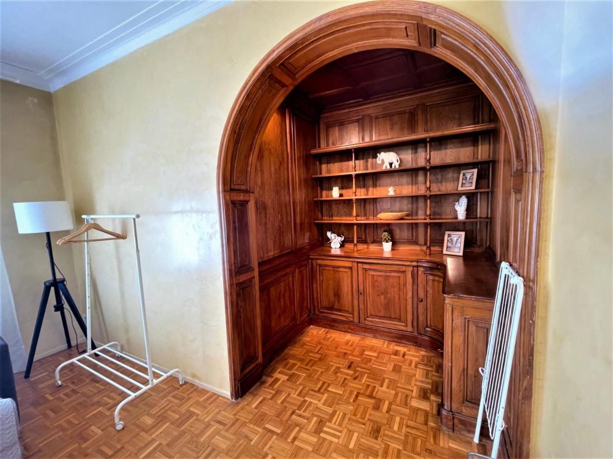 Villarroel Habitaciones Барселона Екстер'єр фото
